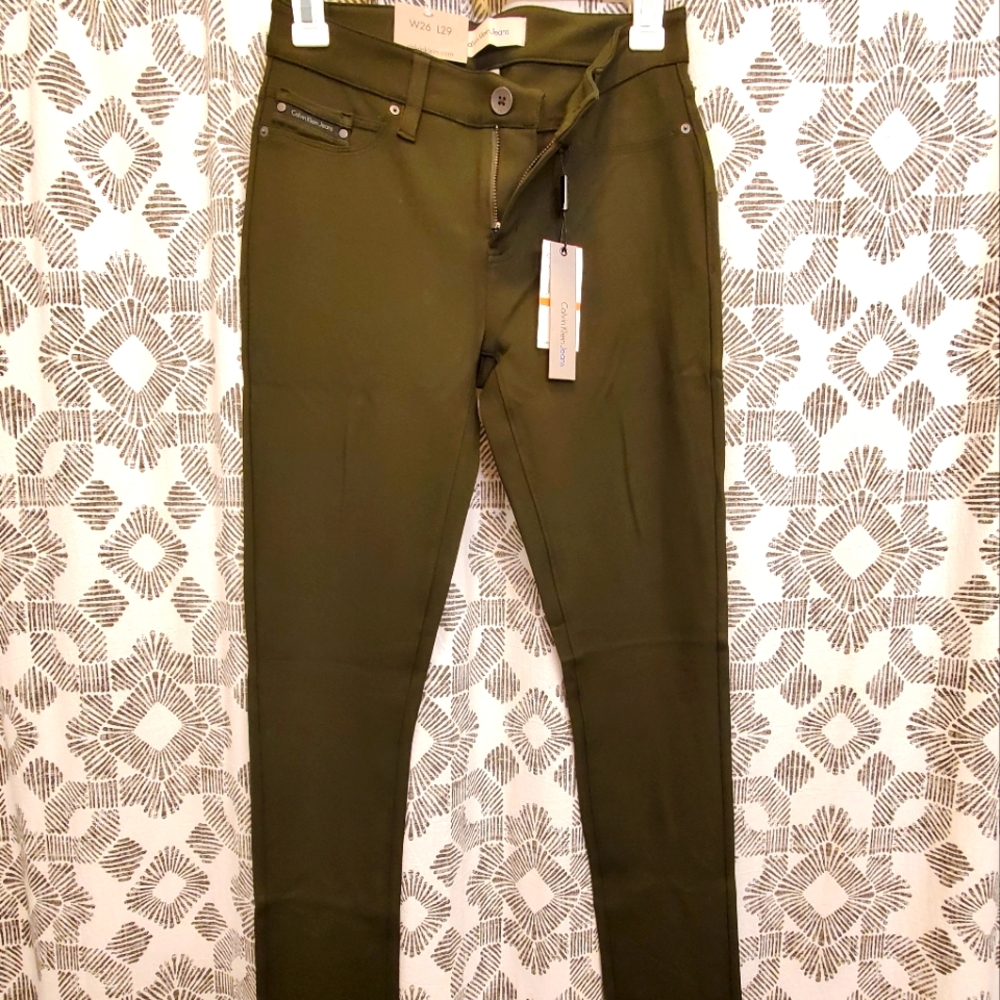 NWT Calvin Klein brand ponte pant